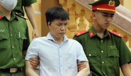 Vụ gian lận điểm thi ở Hòa Bình: 'Cứ nhận tội, mọi việc bên ngoài các anh sẽ che chắn'