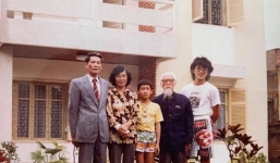 Á hậu Huyền My lại khiến fan trầm trồ vì cả gia đình đều sở hữu nhan sắc cực phẩm