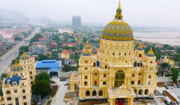 Cận cảnh toà lâu đài mạ vàng hàng ngàn tỷ đồng của đại gia Ninh Bình