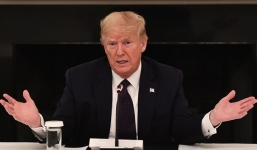 Tổng thống Trump tiết lộ đang dùng thuốc trị sốt rét để phòng COVID-19