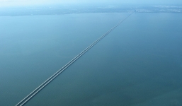 Những chuyện thú vị xung quanh cây cầu dài nhất thế giới