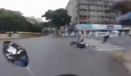 Cảnh sát đặc nhiệm truy bắt cướp ở TP.HCM nghẹt thở như phim hành động