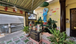 Sư cô 'dạy' đệ tử bằng tay bị ngưng đảm nhiệm chức sắc trụ trì 3 tháng