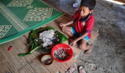 Thông tin mới việc hộ nghèo phải trích nộp tiền hỗ trợ dịch Covid-19 cho thôn