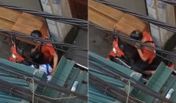 Nam thanh niên 'đi đường quyền' với bạn gái trong ngõ nhỏ gây bức xúc