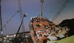 Những hình ảnh hậu trường thú vị của bom tấn Titanic cách đây 23 năm