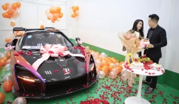 Ông chồng tặng vợ siêu xe 50 tỷ kèm biển số cực độc khiến hội chị em ghen tỵ