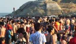 Cán bộ biên phòng và du khách Hà Nội đuối nước ở biển Sầm Sơn