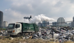 Bãi rác Nam Sơn được thông xe sau 4 ngày, gần 10.000 tấn rác trong nội thành được giải cứu