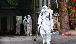 Lịch trình dày đặc của BN Covid-19 thứ 458: Từng ăn uống tại nhiều hàng quán, phụ em gái bán trà sữa