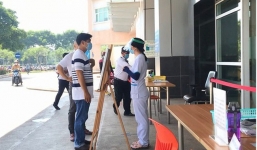 Lịch trình phức tạp, tiếp xúc nhiều sở, ngành của nhân viên Đài truyền hình VTV8