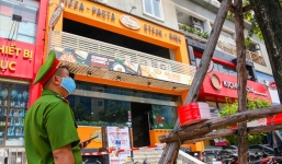 Nhân viên giao bánh Pizza mắc Covid-19 tại Hà Nội tiên lượng nặng