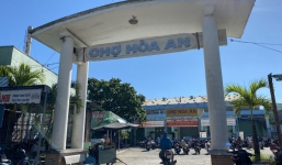 Lịch trình của Phó chủ tịch phường mắc Covid-19 ở Đà Nẵng: Đi kiểm tra các khu chợ, tiếp xúc với nhiều cán bộ