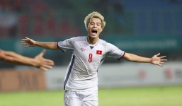 Văn Toàn dính thị phi khi đấu giá áo lấy tiền ủng hộ quê nhà chống dịch Covid-19