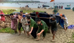 Bão số 5 giật cấp 14 đổ bộ: 4 tỉnh dự kiến di dời hơn 1 triệu dân, cho học sinh nghỉ học