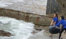 Thông tin mới vụ nhân viên quán cafe ở Vũng Tàu kéo 6 bao rác ném xuống biển