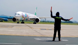 Thủ tướng yêu cầu đề xuất tăng tần suất chuyến bay, người nhập cảnh ngắn ngày hạn chế đi bar, karaoke