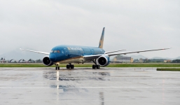 Sét đánh vào cánh may bay tại sân bay Nội Bài, một nhân viên tử vong 