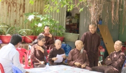 Bị 'vạch trần' giả sư, trục lợi, đại diện Tịnh Thất Bồng Lai bất ngờ thông báo 'tin mừng'