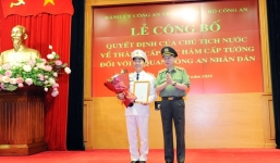 Tân Thứ trưởng Bộ Công an Trần Quốc Tỏ được thăng hàm trung tướng