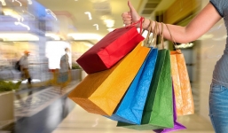 Chính sách quan trọng có hiệu lực từ tháng 10: Bán hàng xách tay có thể bị phạt đến 200 triệu đồng