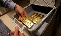 Chuyên gia: Các nhà đầu tư nên đổ tiền vào vàng ngay bây giờ