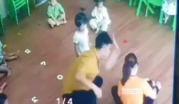 Vụ ông bố xông vào lớp 'dạy dỗ' bé gái sau khi con bị giành đồ chơi: Bộ GD-ĐT yêu cầu xử lý nghiêm