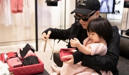 Chỉ mới hơn 1 tuổi, ái nữ nhà Đỗ Mạnh Cường đã được tặng set túi Chanel mini 650 triệu