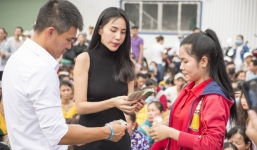 Ngọc Trinh cùng hàng loạt sao Việt kêu gọi ủng hộ miền Trung, bất ngờ nhất vẫn là Thuỷ Tiên