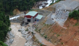 Vụ sạt lở làm 30 người mất tích: Những hình ảnh mới nhất từ hiện trường Thủy điện Rào Trăng 3