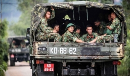 Vụ sạt lở làm 30 người mất tích: Trực thăng đã cất cánh, bộ đội công binh đưa quân dồn dập vào thủy điện Rào Trăng 3