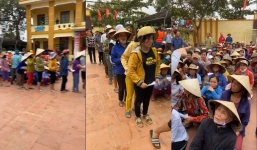 Tiền từ thiện của Thuỷ Tiên bị thôn thu lại: Chủ tịch huyện yêu cầu trả lại hơn 400 triệu đồng cho 69 hộ dân