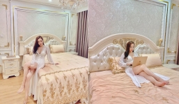 Hết khoe thân quá đà, hot girl đòi vượt mặt Chi Pu lại lộ ảnh giường chiếu táo bạo