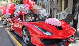 Đại gia Sài thành 1 năm tậu 2 siêu xe hơn 100 tỷ tặng vợ khiến Cường Đô la cũng phải 'chào thua'