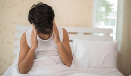 Nghiện thủ dâm 7-8 lần/tuần, thanh niên 17 tuổi tá hoả cầu cứu bác sĩ