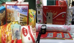 Đại học Điện lực lì xì mỗi sinh viên 500K, đồng môn réo gọi tên trường mình rần rần