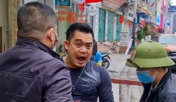 Phạt 15 triệu, đình chỉ kinh doanh quán phở tại TP Hạ Long ngăn cán bộ y tế phun khử trùng