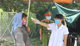 Chồng đi từ vùng dịch về, vợ bị phạt 7,5 triệu đồng vì trốn nhà đi bán rau