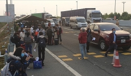 Quảng Ninh yêu cầu người dân ra vào tỉnh phải có giấy xét nghiệm Covid-19