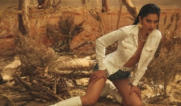 Lần đầu xuất hiện cặp song sinh cùng dự thi Hoa hậu Hoàn Vũ Việt Nam, dân tình đang rất hóng màn so tài căng đét