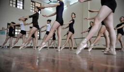 Bộ VHTTDL đề nghị Bộ GD-ĐT xem xét vụ học viên trường múa không được cấp bằng THCS, THPT 