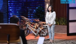 Nữ CEO xinh đẹp rơi nước mắt khi bị 3 'cá mập' lắc đầu, Shark Phú liền chốt deal là vì em