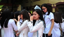 Học trò lớp 12 mất lễ bế giảng vì Covid-19, thầy hiệu trưởng viết thư tay đọc cạn nước mắt