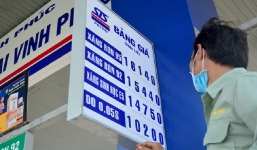 Giá xăng dầu đồng loạt tăng mạnh, cao nhất trong vòng 16 tháng