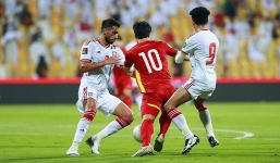 Quyết lấy lại penalty cho Công Phượng, CĐV Việt Nam tràn vào page FIFA World Cup 'làm loạn'