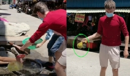 Bí quyết đi chợ mua tôm của chàng Tây khiến chị bán hàng 'vừa ngượng vừa buồn cười'