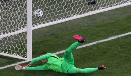 Euro 2020 có quá nhiều kỷ lục đáng quên khi giải đấu mới trôi qua nửa chặng đường