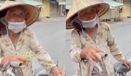 Xót xa clip cụ bà neo đơn, rưng rưng chỉ lấy 100k khi nhận quà cứu trợ mùa dịch
