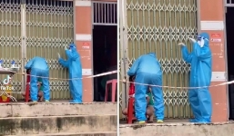 Nhân viên y tế nhận 'bão tim' vì hành động đáng mến giúp bé gái lấy mẫu xét nghiệm Covid 19