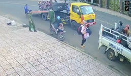 Thấy người dân chật vật giữa đường vì xe hỏng, đội CSTT có hành động được dân tình 'thả tim' rần rần